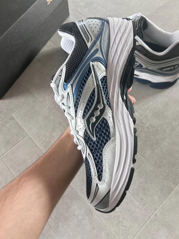 Saucony OMNI progrid 9 blue deep navy marine 2