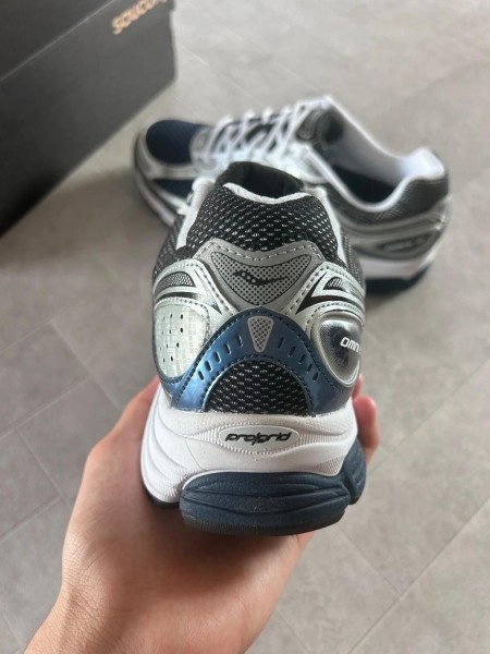 Saucony OMNI progrid 9 blue deep navy marine - 46,5