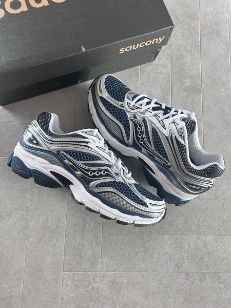 Saucony OMNI progrid 9 blue deep navy marine - 42,5