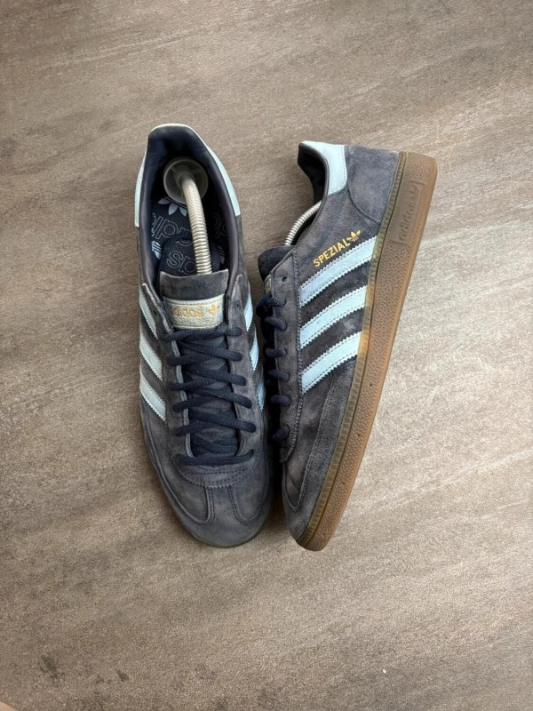 Adidas spezial - taille 44 2/3