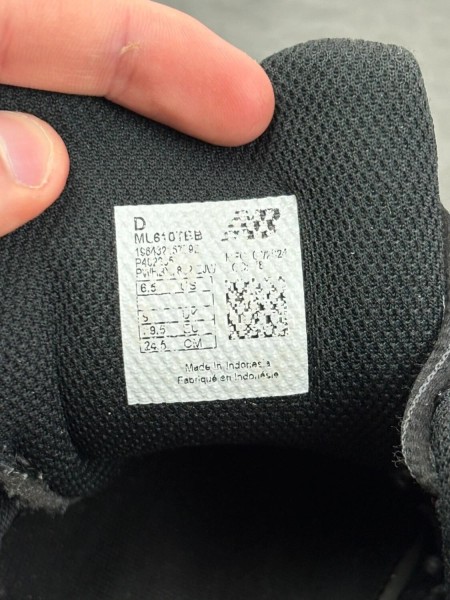New balance 610 black - taille 39,5
