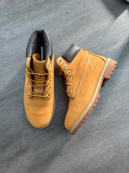 Boots Timberland Premium 6-inch ( taille 36 )
