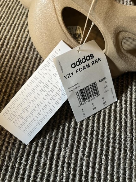 adidas Yeezy Foam RNR Clay Taupe