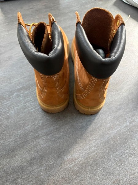 Boots Timberland Premium 6-inch ( taille 39 )
