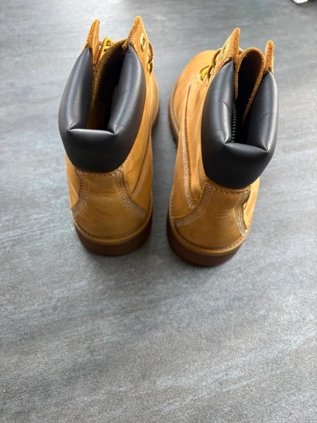 Boots Timberland Premium 6-inch ( taille 39,5 )