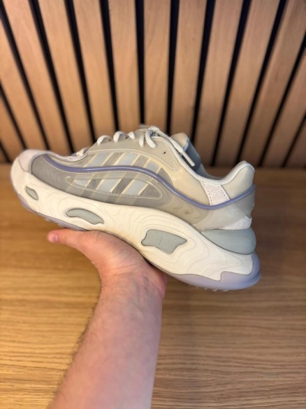 adidas Oznova Dash Grey