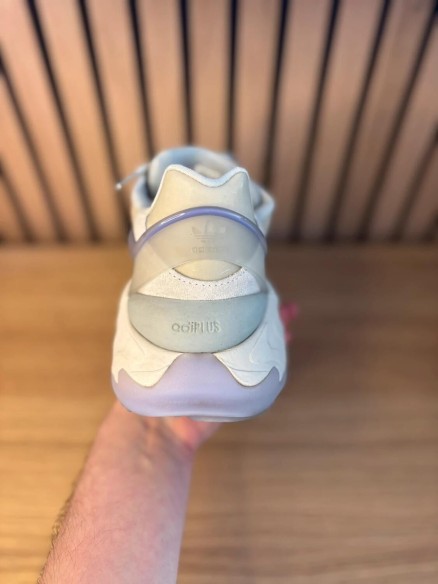 adidas Oznova Dash Grey