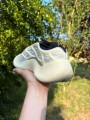 Yeezy 700v3 Azael 40,5