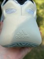 Yeezy 700v3 Azael 40,5