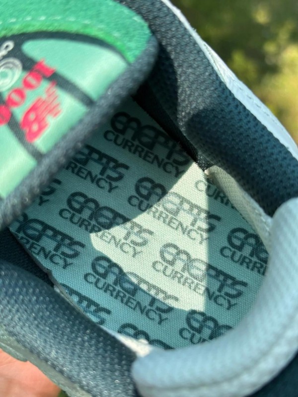 New balance 1000 miles x Concepts 40,5 2