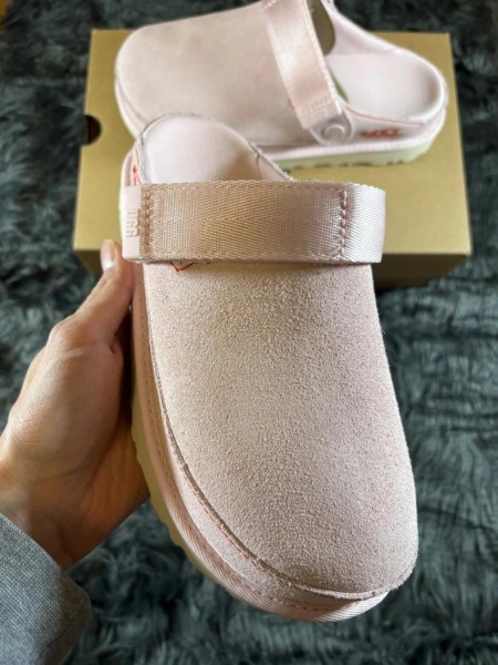 UGG Goldenstar Love Amour Rose Pink 2026 - Taille 38