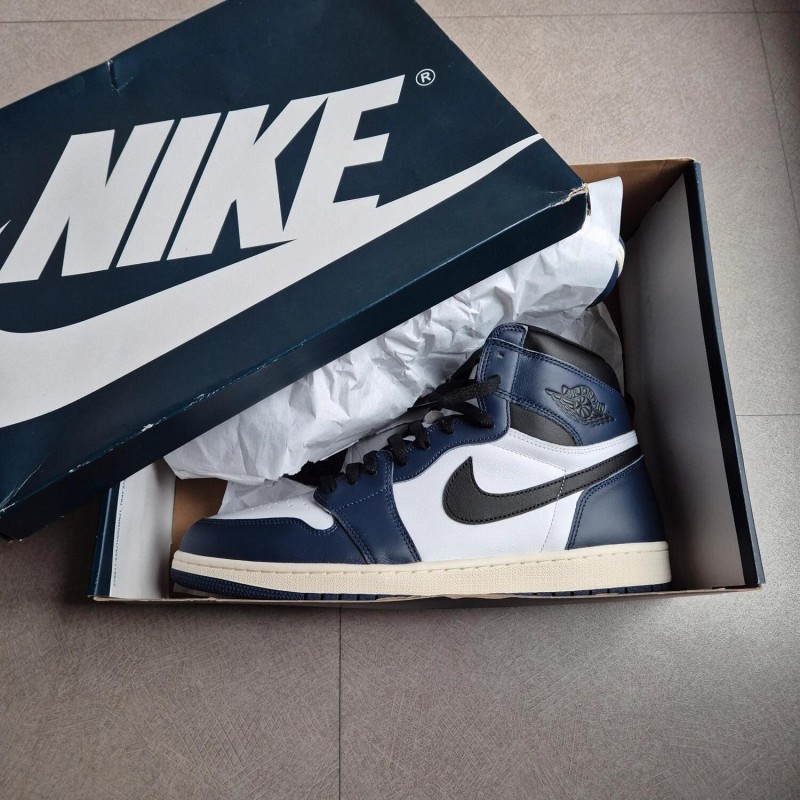 Jordan 1 High "Midnight Blue" 2