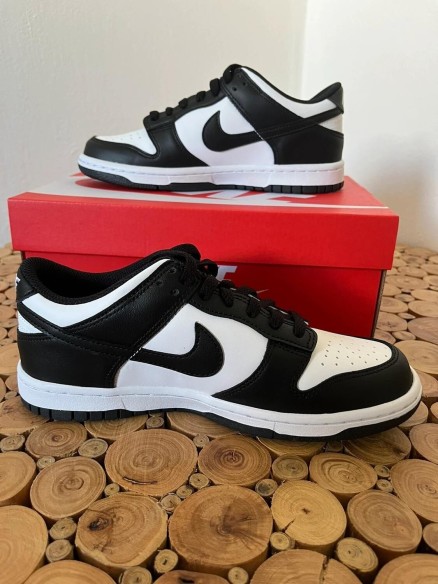 Nike dunk low panda