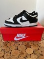 Nike dunk low panda