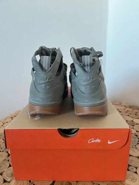 Crtz X Nike air trainer huarache Gully Grey