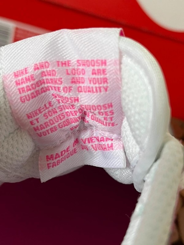 Nike dunk low fuchsia 2