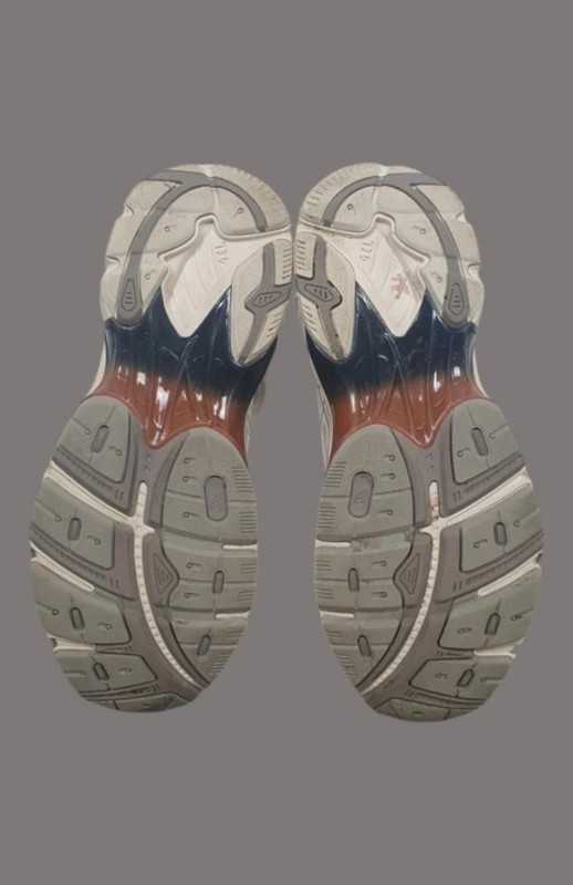 Asics Dime GT-2160 Artic Fog taille 39,5 2