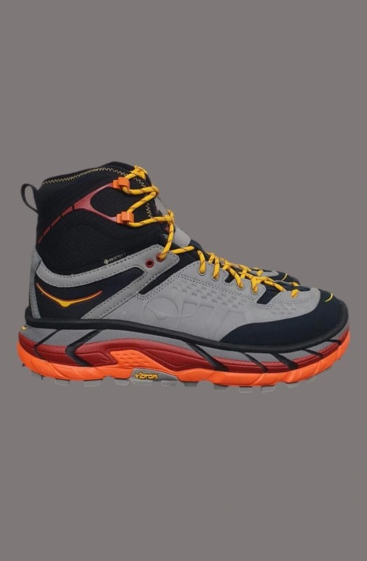 Hoka One One Tor Ultra High Black Chili Pepper taille 42