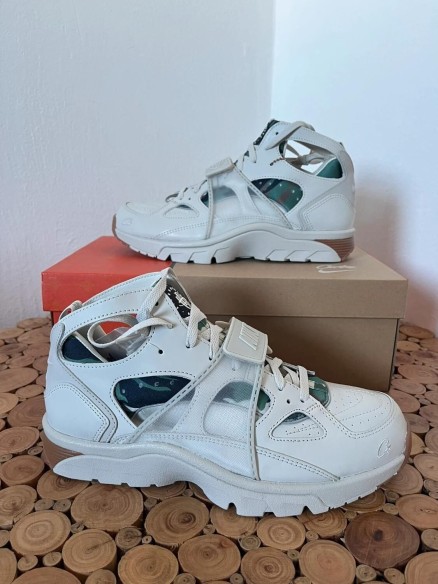 Corteiz X Nike air trainer huarache light bone