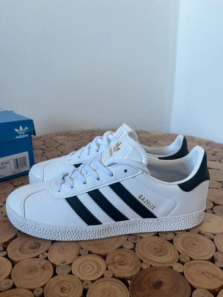 adidas gazelle white gold