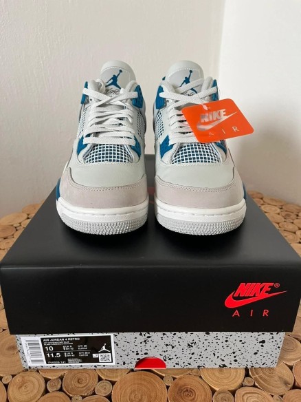 Nike Jordan 4 military blue