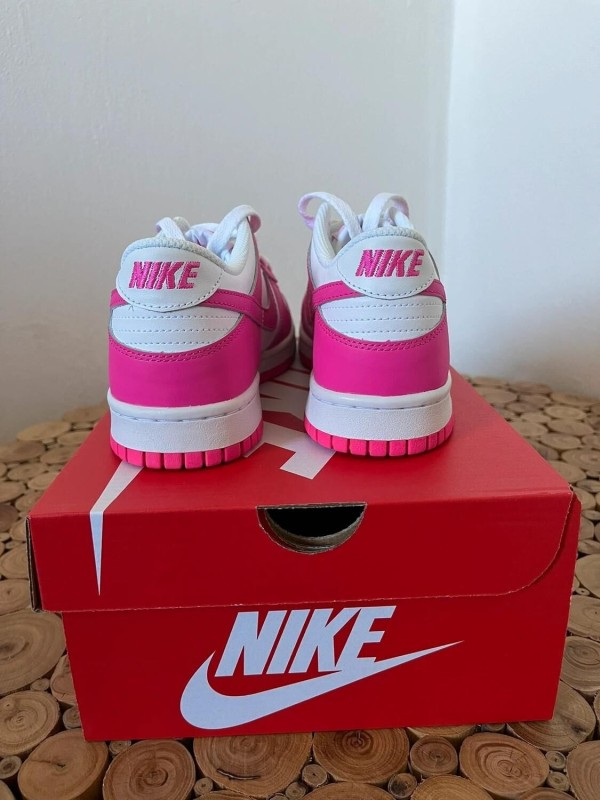 Nike dunk low fuchsia gs 2