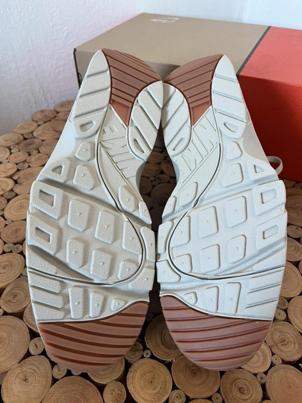 Corteiz X Nike air trainer huarache light bone 2