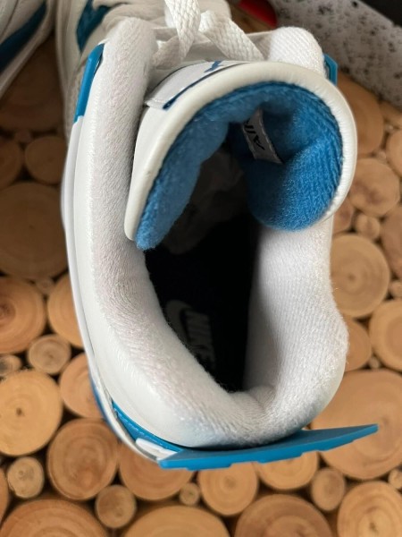 Nike Jordan 4 military blue