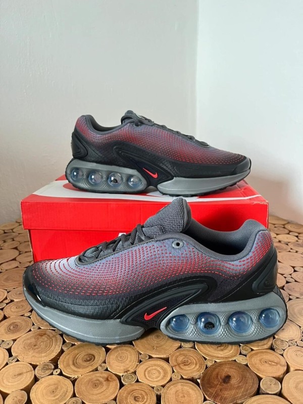 Nike Air Max DN University red Iron grey