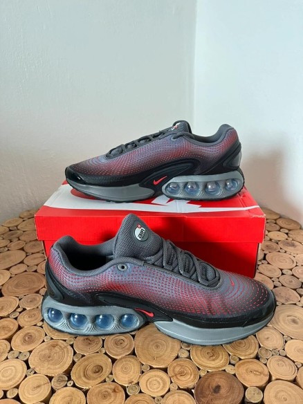 Nike Air Max DN University red Iron grey