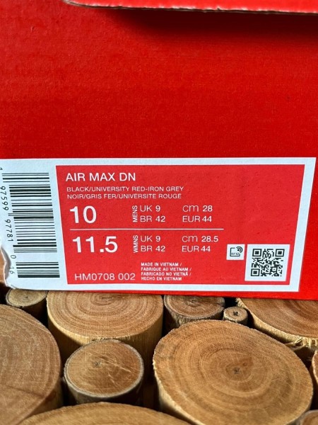 Nike Air Max DN University red Iron grey