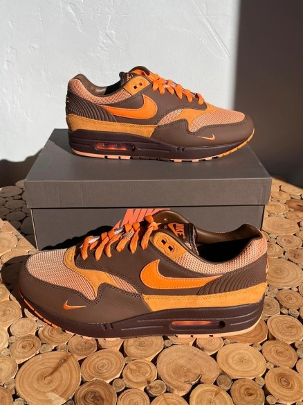 Nike air max 1 king's day