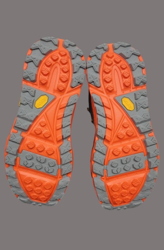 Hoka One One Tor Ultra High Black Chili Pepper taille 42 2