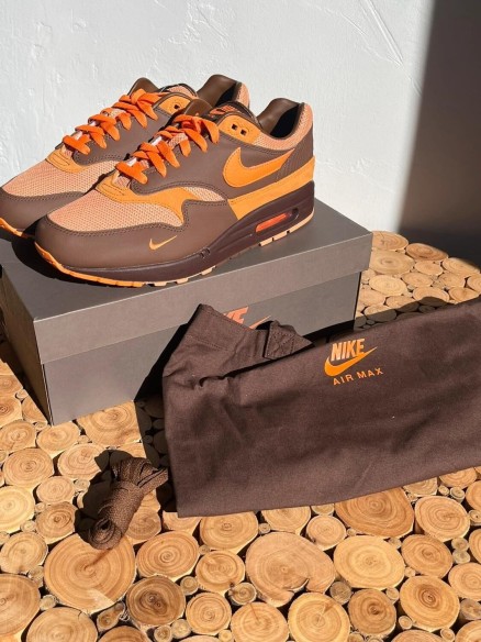 Nike air max 1 king's day