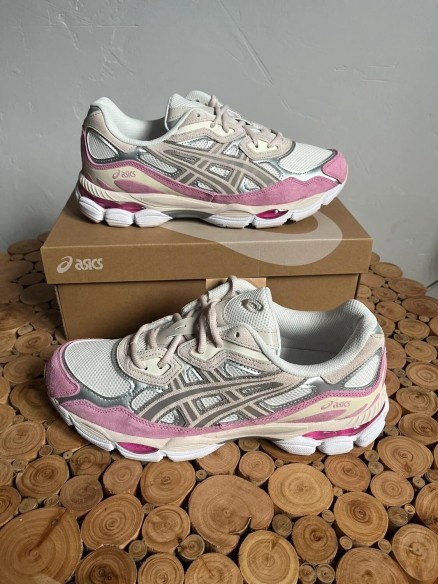 Asics Gel NYC rose