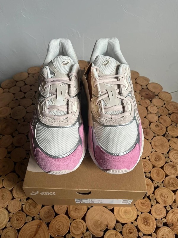 Asics Gel NYC rose 2