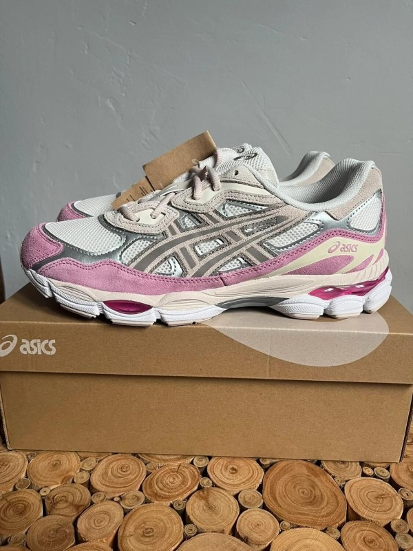 Asics Gel NYC rose 2