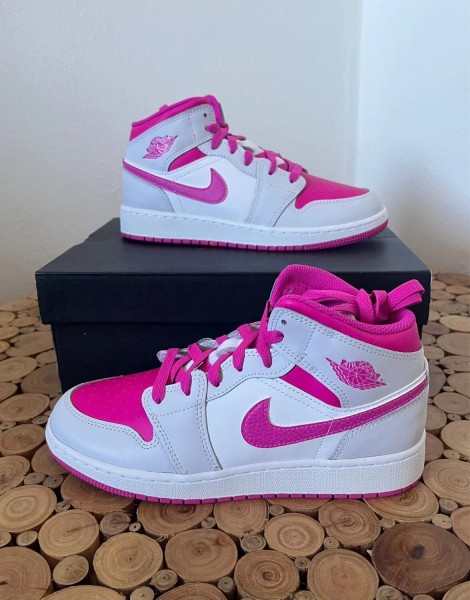 Nike air jordan 1 mid rose