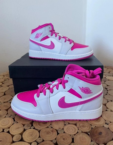 Nike air jordan 1 mid rose