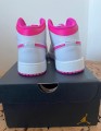 Nike air jordan 1 mid rose