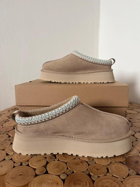 UGG Tazz slipper sand