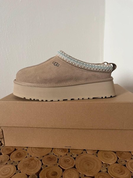 UGG Tazz slipper sand