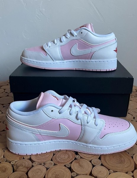 Nike air Jordan 1 low pink foam