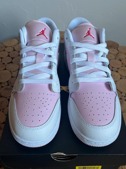 Nike air Jordan 1 low pink foam