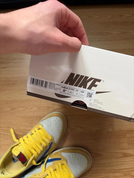 Nike air jordan 1 Travis Scott canary bleu et jaune
