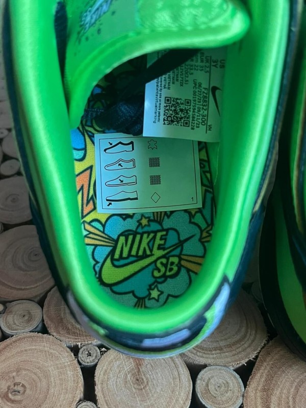 Nike Dunk low sb super nana 2
