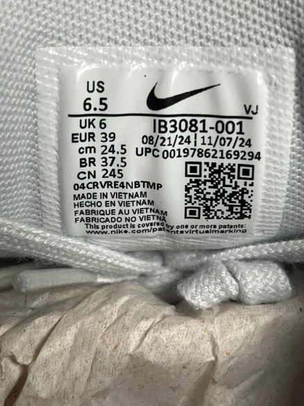 Nike P-6000 grise blanche et noire