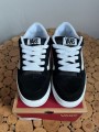 Vans Hylane noire blanche neuves taille 36