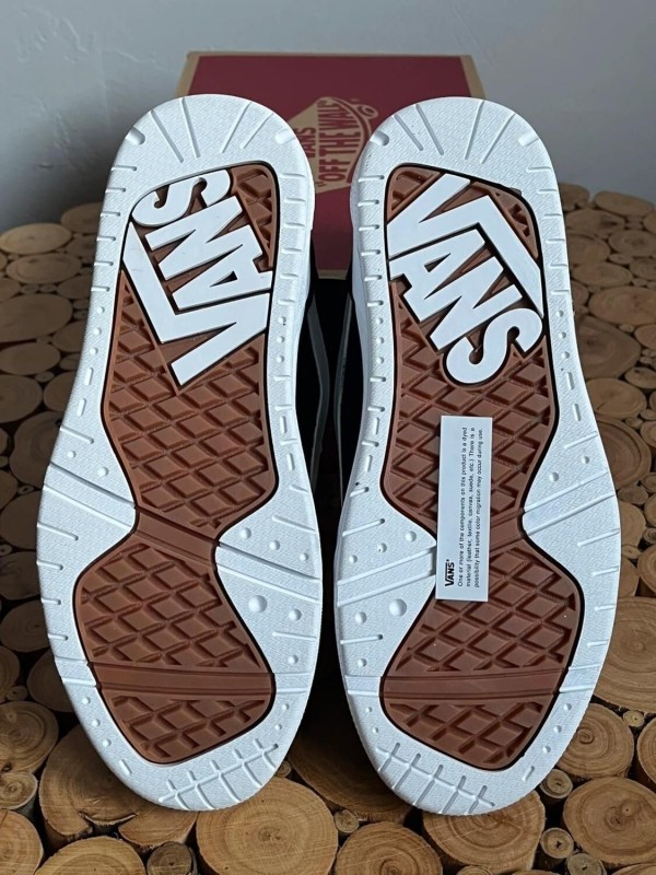 Vans Hylane noire blanche neuves taille 36 2