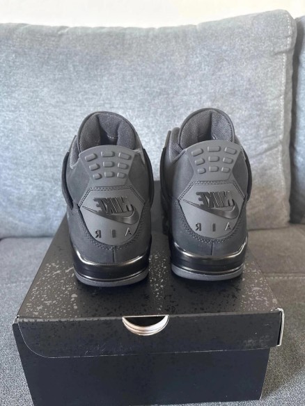 Jordan 4 black cat 41
